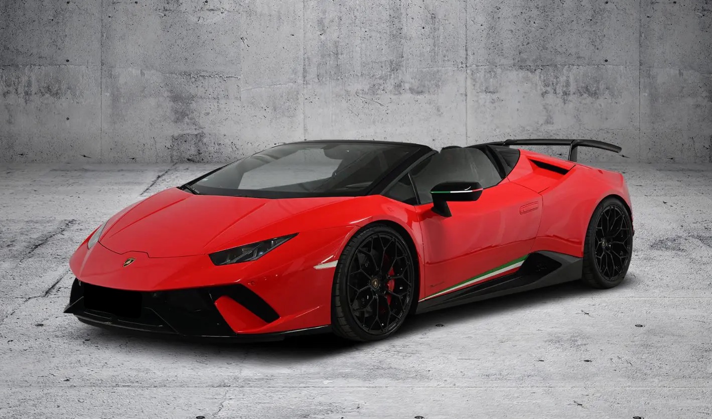 LAMBORGHINI HURACÁN SPYDER PERFORMANTE AWD | červená metalíza | předváděcí auto | skladem | od autorizovaného prodejce | online nákup | online prodej | super cena | autoibuy.com